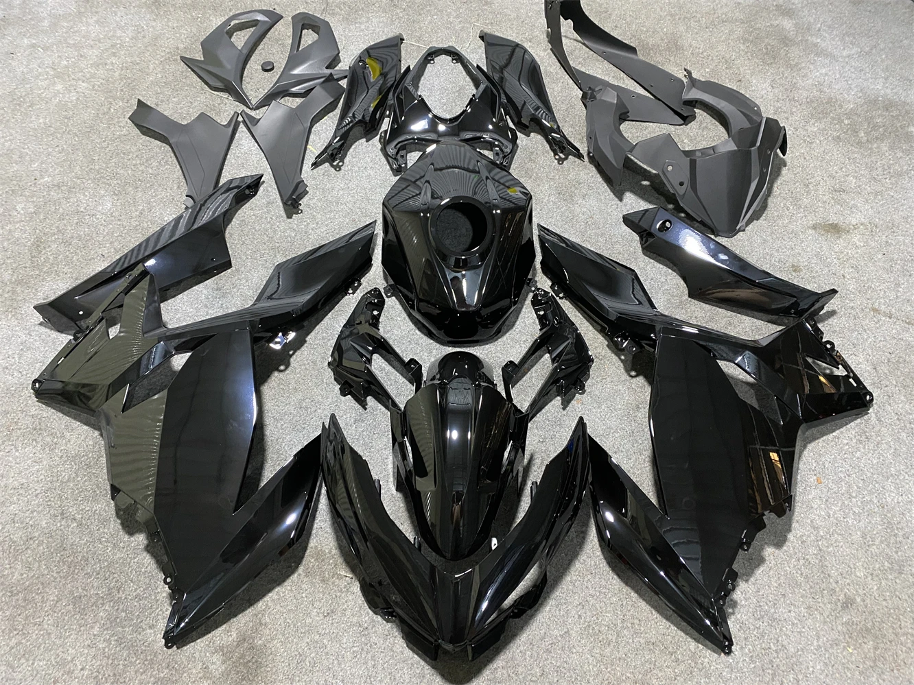 

Комплект обтекателей для мотоцикла ниндзя 400 18 19 2021 22 23 года EX400 ZX400 2018 2019 2020 2021 2022 2023 обтекатель ярко-черный