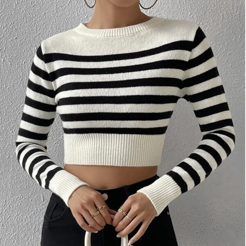 2023 Spring New Women's Sweater Striped Short Inside Wear Outside Sweater Top Women
2023 Spring New Women's Sweater Striped Short Inside Wear Outside Sweater Top Women