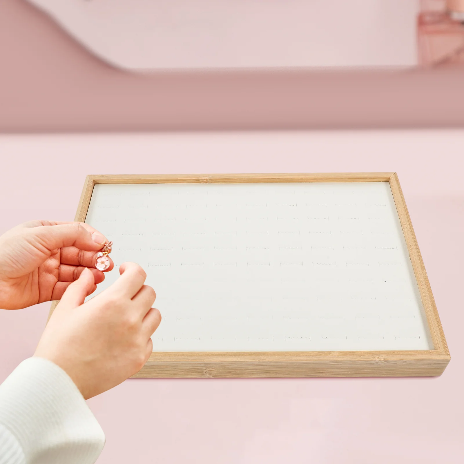 Display Case Ring Tray Multi-Slots Holder White Earring Stud Organizer Bamboo Jewelry Plate Miss
Display Case Ring Tray Multi-Slots Holder White Earring Stud Organizer Bamboo Jewelry Plate Miss