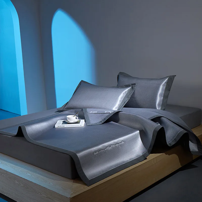 Summer cool pad ice mattress three-piece set foldable single double Nordic simple light luxury air conditioning cushion foldable
Summer cool pad ice mattress three-piece set foldable single double Nordic simple light luxury air conditioning cushion foldable