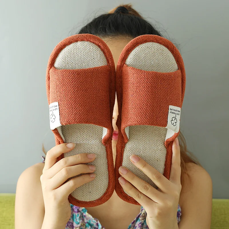 New Four Seasons Linen Slippers Women's Summer Home Household Cotton Linen Slippers Indoor Spring Hotel Floor Slippers
New Four Seasons Linen Slippers Women's Summer Home Household Cotton Linen Slippers Indoor Spring Hotel Floor Slippers