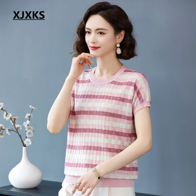 XJXKS Round Neck Short-sleeved Knitted Thin Tops 2023 Summer New Loose Oversize Comfortable Casual Women's T-shirt
XJXKS Round Neck Short-sleeved Knitted Thin Tops 2023 Summer New Loose Oversize Comfortable Casual Women's T-shirt