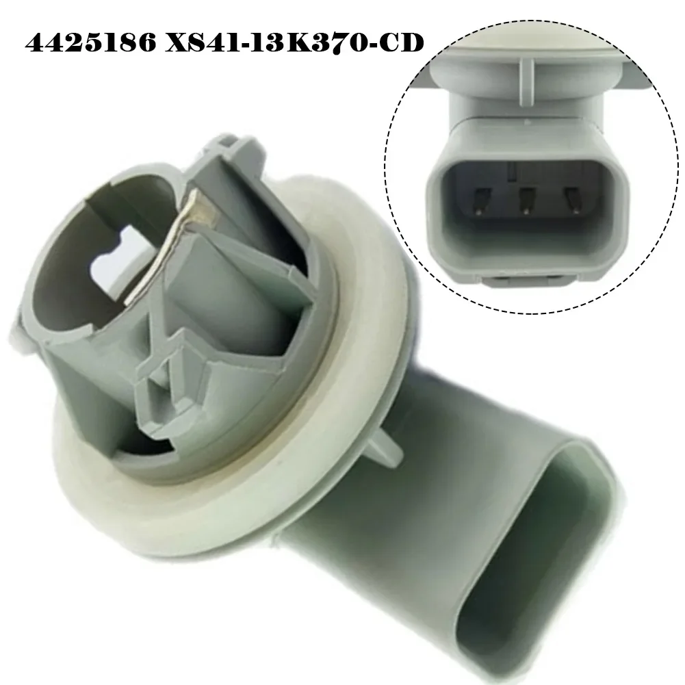 1x Car Taillight Bulb Socket Tail Lamp Light Stop Light Lamp Bulb Holder 4425186 XS41-13K370-CD For FORD FOCUS 1998-2008
1x Car Taillight Bulb Socket Tail Lamp Light Stop Light Lamp Bulb Holder 4425186 XS41-13K370-CD For FORD FOCUS 1998-2008