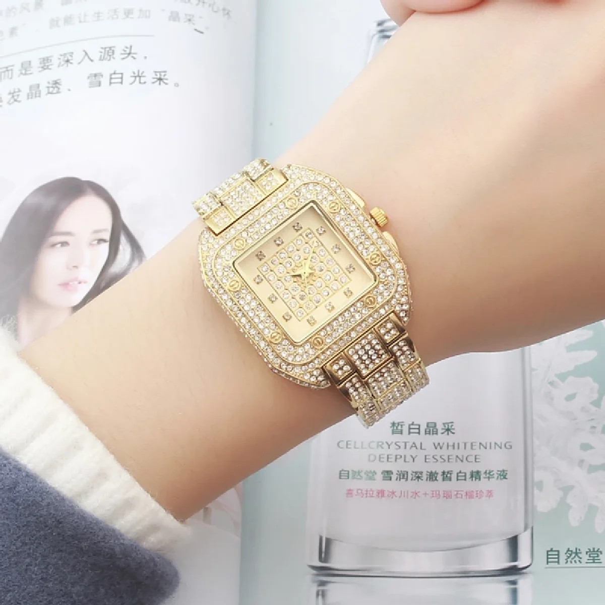 New Women Luxury Watches Iced Out Moissanite Quartz Wristwatches Fashion Brand Gold Square Steel Jewelry Clocks Gift For Ladies
New Women Luxury Watches Iced Out Moissanite Quartz Wristwatches Fashion Brand Gold Square Steel Jewelry Clocks Gift For Ladies