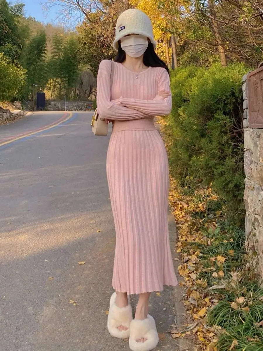 Hot Selling Women Cashmere and Elegant Knitting Dresses Length-keen Warm Best Quality Female Dress New Fashion Winter 2024 H37
Hot Selling Women Cashmere and Elegant Knitting Dresses Length-keen Warm Best Quality Female Dress New Fashion Winter 2024 H37