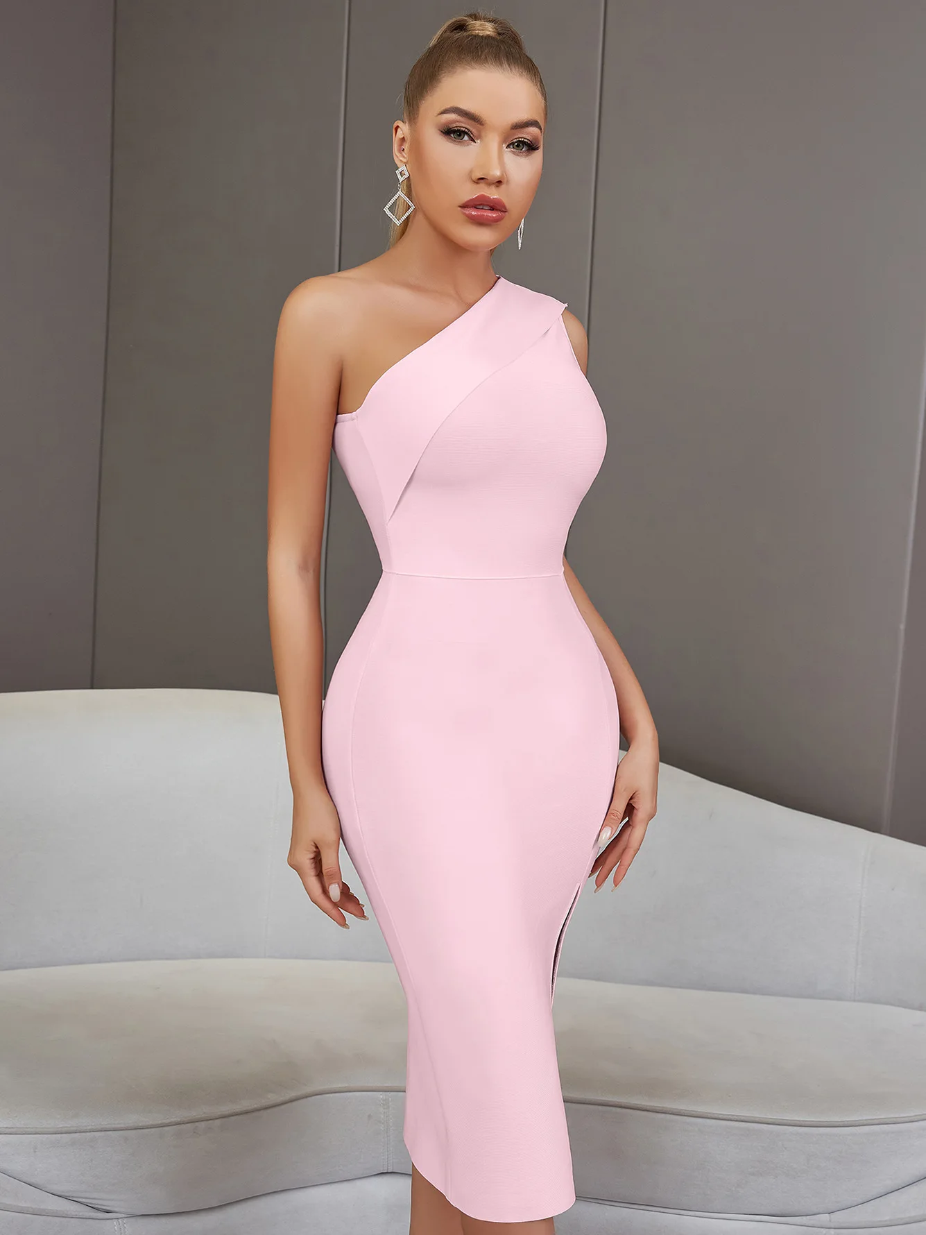 New Spring Summer Women Body Con Bandage Sexy One-shoulder Club Celebrity Evening Runway Party Mid-Calf Dress
New Spring Summer Women Body Con Bandage Sexy One-shoulder Club Celebrity Evening Runway Party Mid-Calf Dress