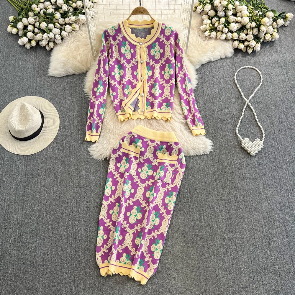 Elegant Lady Purple Knitted Skirt Sets Ruched O-neck Floral Print Tops Shirt+Elastic Waist Sheath Skirt 2pcs Female Leisure Suit
Elegant Lady Purple Knitted Skirt Sets Ruched O-neck Floral Print Tops Shirt+Elastic Waist Sheath Skirt 2pcs Female Leisure Suit