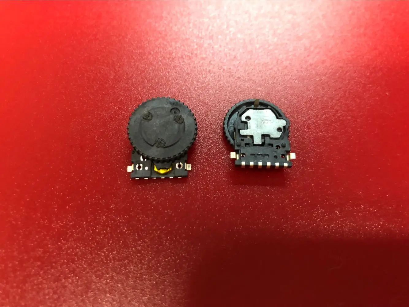 Domestic Panasonic EVQ-WKA001 Roller Rotary Coding 360 ° Dial Disc 15-Bit Encoder with Switch
Domestic Panasonic EVQ-WKA001 Roller Rotary Coding 360 ° Dial Disc 15-Bit Encoder with Switch