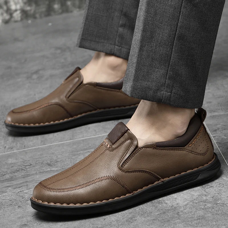 Men genuine Leather Casual Shoes slip on Breathable Loafers Men Sneakers 2023 Male Comfortable Leather Flat Sneakers Men Shoes
Men genuine Leather Casual Shoes slip on Breathable Loafers Men Sneakers 2023 Male Comfortable Leather Flat Sneakers Men Shoes