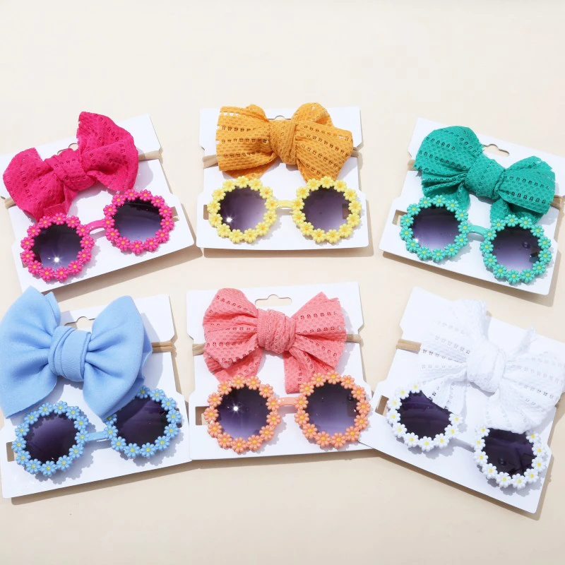 2pcs/lot Baby Girls Bow Hair Accessories Sun Flower Sunglasses Hairband Set Newborn Head Bands Summer Beach Photography Props
2pcs/lot Baby Girls Bow Hair Accessories Sun Flower Sunglasses Hairband Set Newborn Head Bands Summer Beach Photography Props