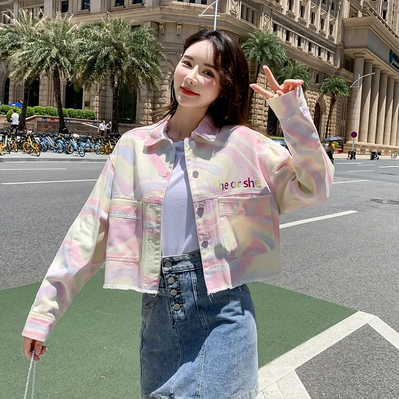 Denim Jacket Women Korea Streetwear Sweet Girl Casual Colorful Tie-dye Letter Print Short Loose Jean Coat 2023 Spring Autumn Top
Denim Jacket Women Korea Streetwear Sweet Girl Casual Colorful Tie-dye Letter Print Short Loose Jean Coat 2023 Spring Autumn Top