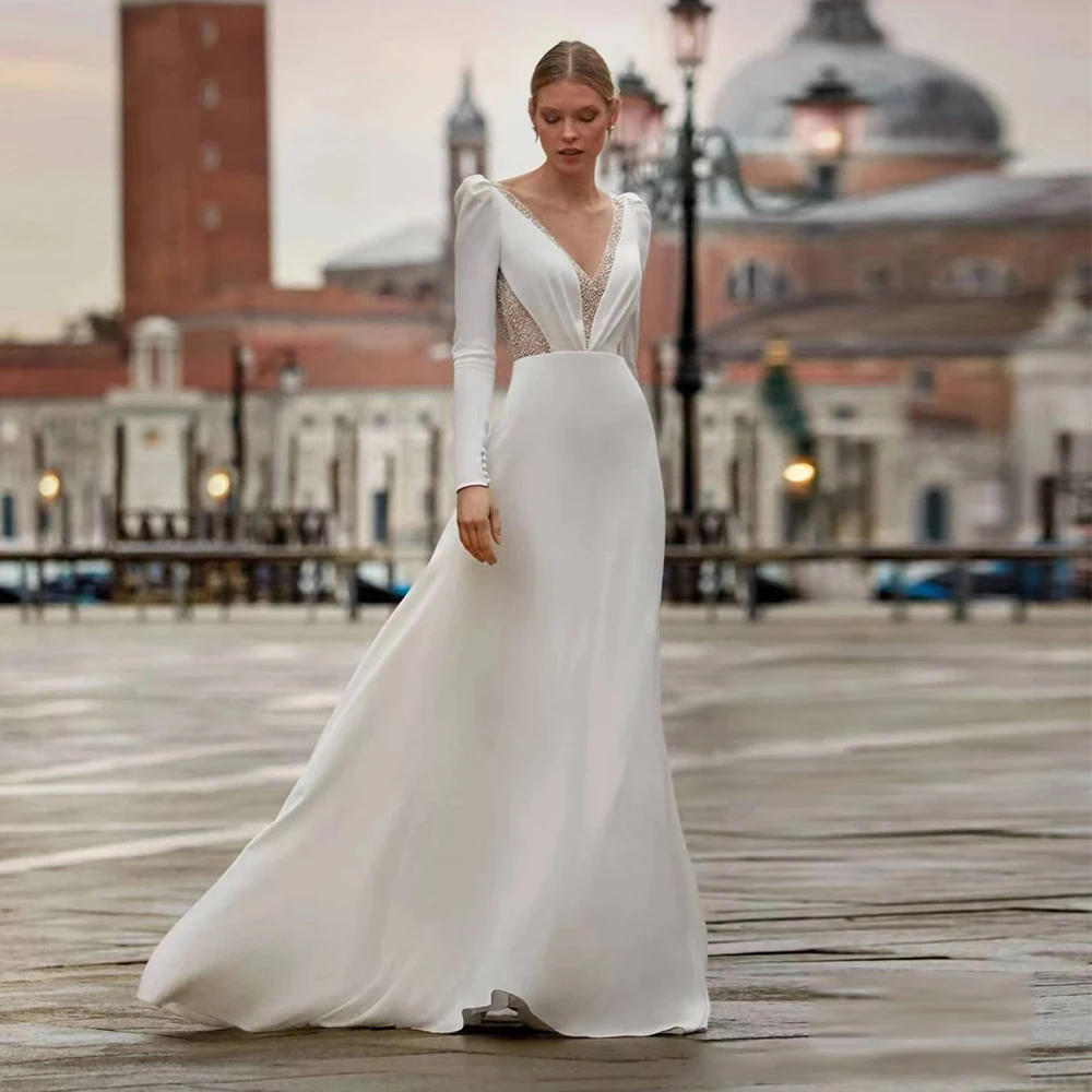 Женское свадебное платье It's yiiya, белое платье с длинным рукавом, открытой спиной и V-образным вырезом на лето 2023
Женское свадебное платье It's yiiya, белое платье с длинным рукавом, открытой спиной и V-образным вырезом на лето 2023