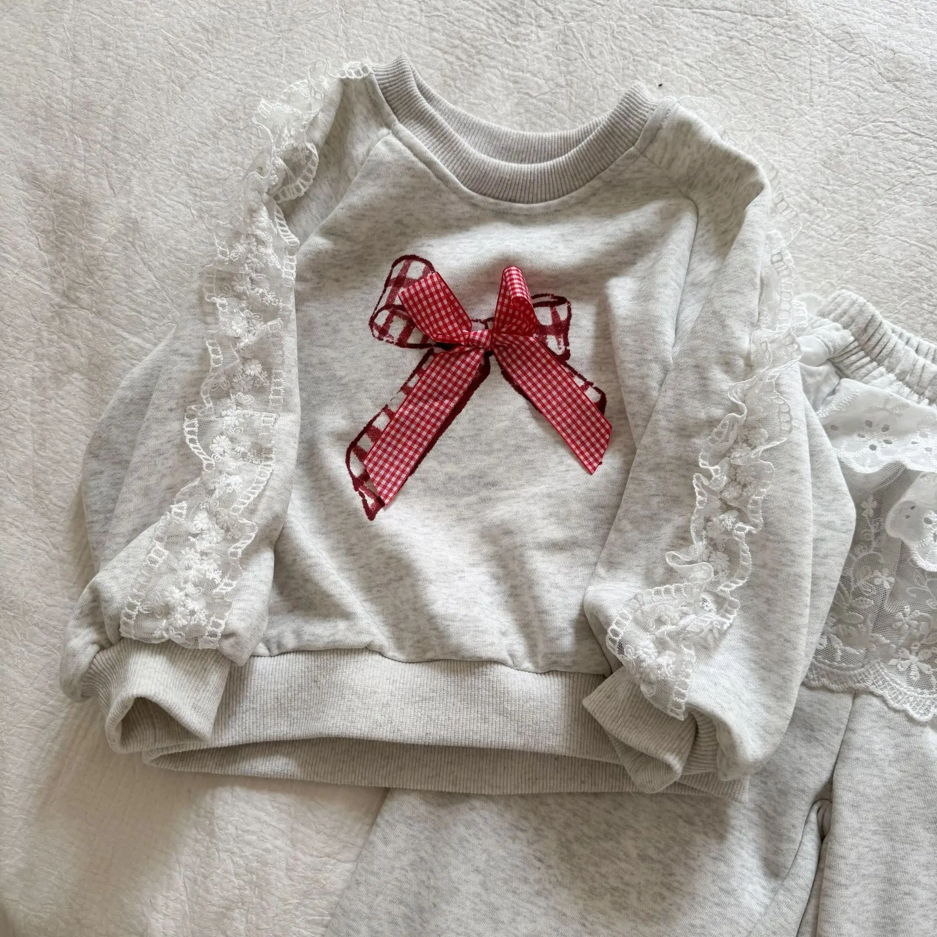 2025 Autumn New Children Long Sleeve Clothes Set Girls Lace Bow Sweatshirt + Sweat Pants 2pcs Suit Cotton Kids Casual Outfits 7 Scfdbc195517649028709d6c0ec55d672T