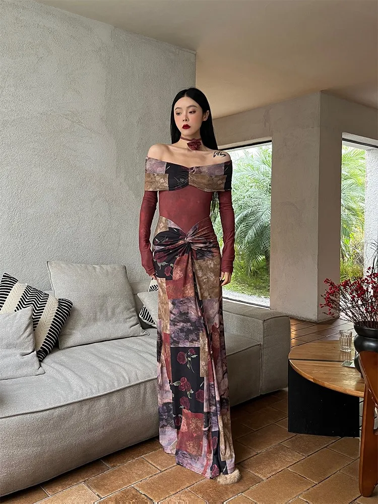 Cool Retro Red Slimming off-Shoulder Stitching Printing Color Contrast Knitted Dress
Cool Retro Red Slimming off-Shoulder Stitching Printing Color Contrast Knitted Dress