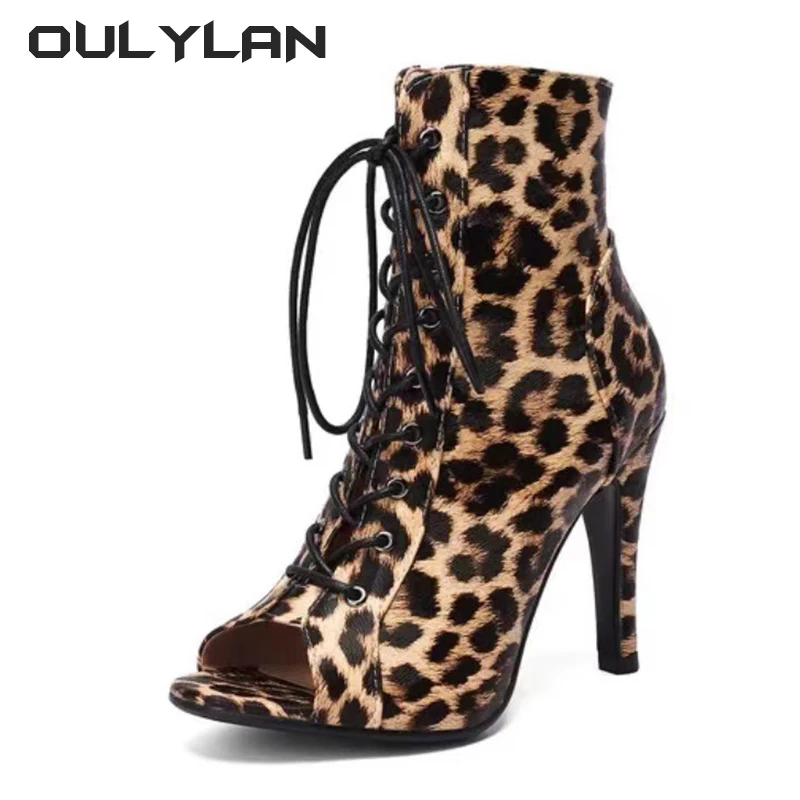 

Модные летние новые женские ботинки со шнуровкой на высоком каблуке крутые танцевальные туфли с открытым носком пикантные леопардовые сандалии на тонком каблуке с острым носком