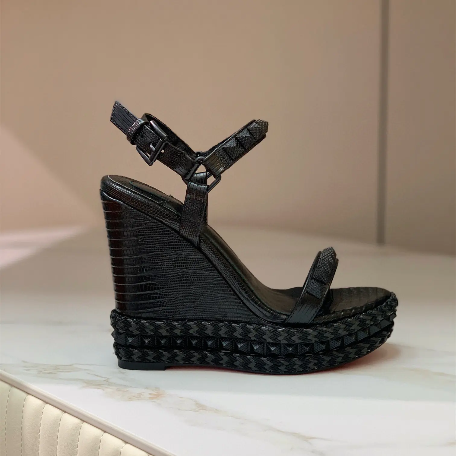 

Summer Sexy Lady Women Sandals Black Spikes Rivets Genuine Leather Platform Wedge Strap Strappy High Heels Sandalias De Las Muje