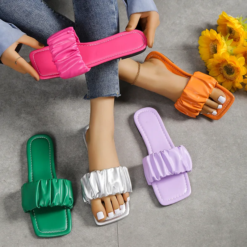 Women's Slippers 2023 Spring/summer New Large Flat Bottomed One Word Exposed Slip European and American Square Head Sandals
Women's Slippers 2023 Spring/summer New Large Flat Bottomed One Word Exposed Slip European and American Square Head Sandals