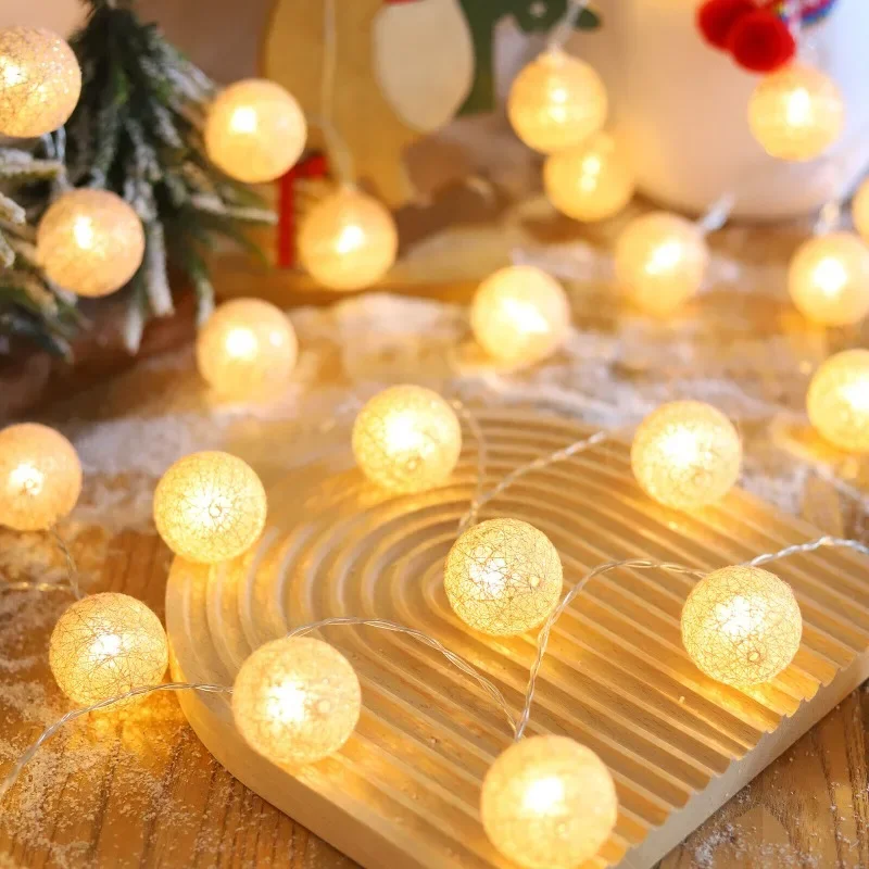 20 LED Cotton Balls String Lights Battery or USB Powered Fairy Garland Lighting Strings Christmas Holiday Xmas Party Decoration
20 LED Cotton Balls String Lights Battery or USB Powered Fairy Garland Lighting Strings Christmas Holiday Xmas Party Decoration