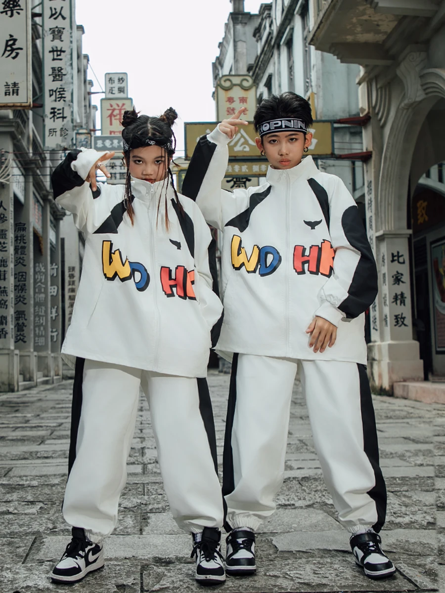 Children Hip Hop Dance Costumes For Girls White Loose Hiphop Suit Boys Jazz Dance Performance Shows Stage Rave Clotehs DQS14464
Children Hip Hop Dance Costumes For Girls White Loose Hiphop Suit Boys Jazz Dance Performance Shows Stage Rave Clotehs DQS14464