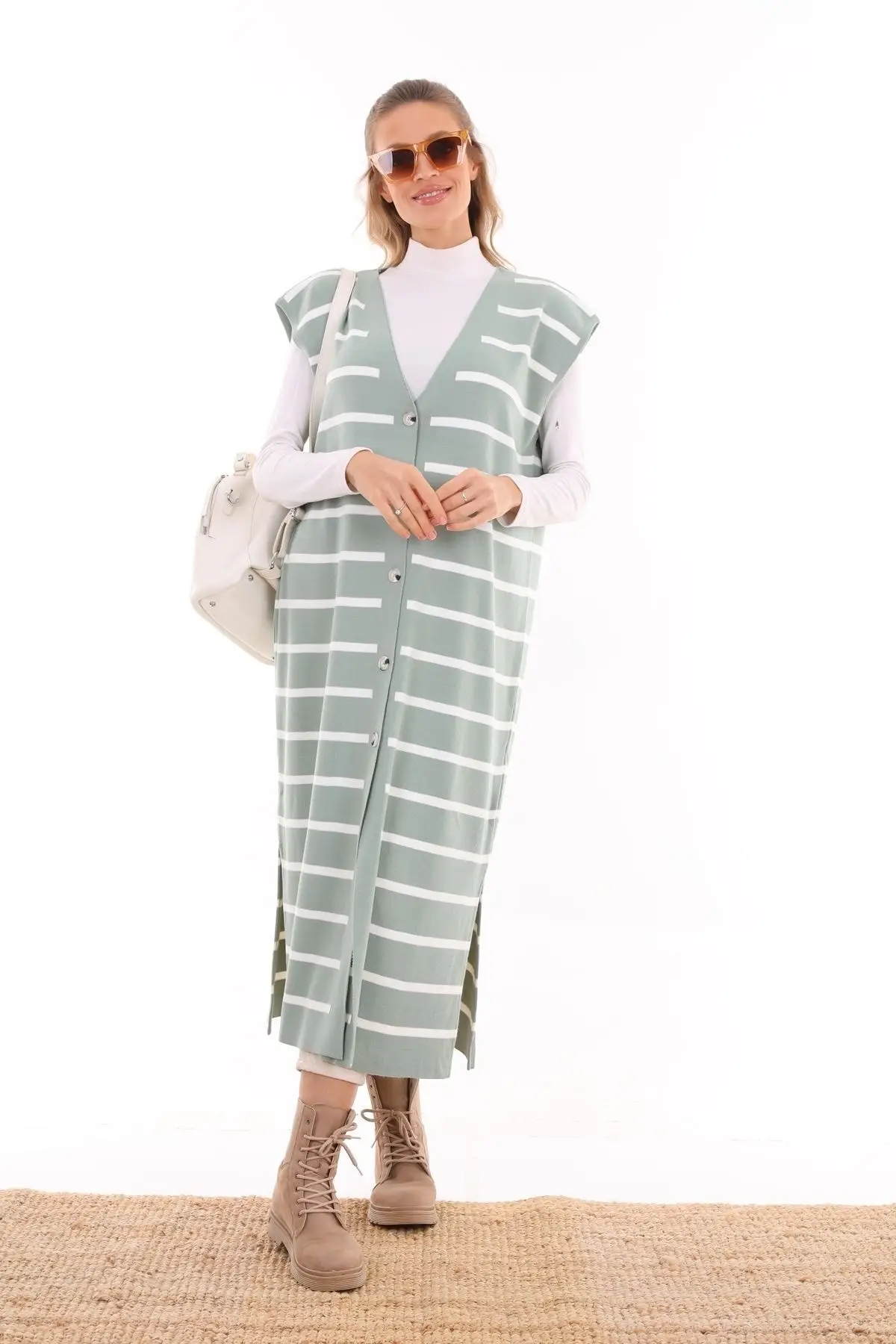 Women's Çağla Green Striped Button Front Long Knitwear Jail Vest Hijab Jacket & Clothing
Women's Çağla Green Striped Button Front Long Knitwear Jail Vest Hijab Jacket & Clothing
