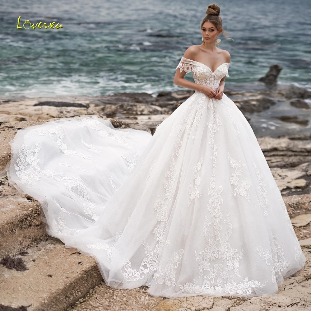 Loverxu Vintage Wedding Dresses 2023 Sweetheart Off The Shoulder Robe De Mariee Gorgeous Appliques Ball Gown Vestido De Novia
Loverxu Vintage Wedding Dresses 2023 Sweetheart Off The Shoulder Robe De Mariee Gorgeous Appliques Ball Gown Vestido De Novia