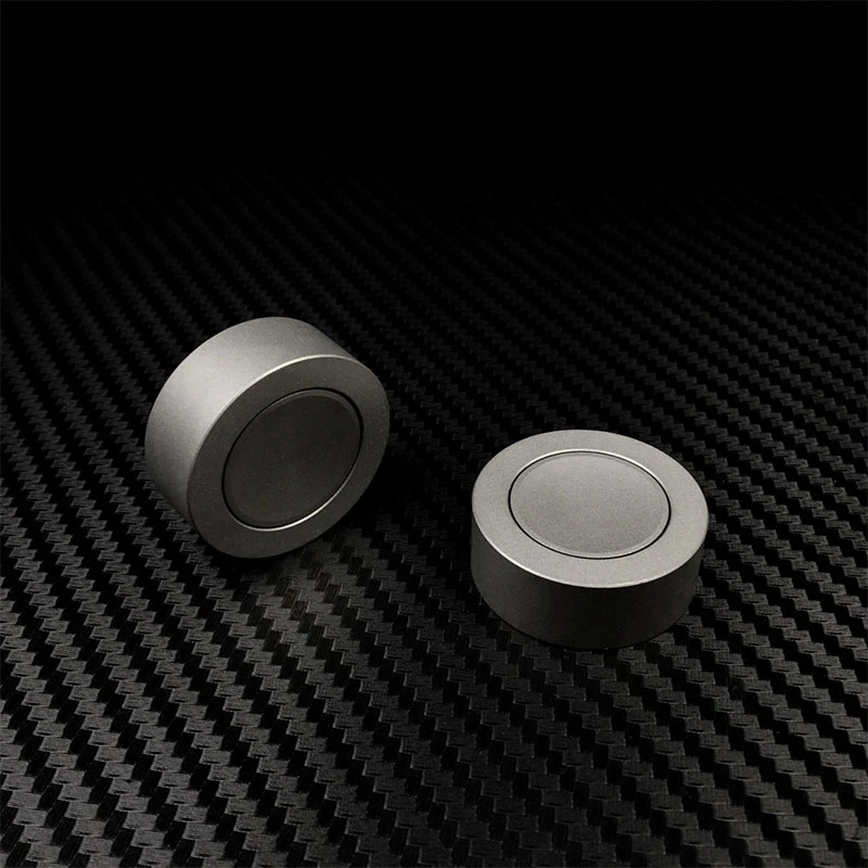 Mini Pocket Round Hand Spinner Brass Titanium Fidget Spinner Fingertip Gyro EDC Adult Anti Stress ADHD Creative Toy
Mini Pocket Round Hand Spinner Brass Titanium Fidget Spinner Fingertip Gyro EDC Adult Anti Stress ADHD Creative Toy