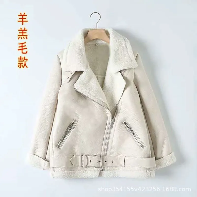 2023 Autumn/Winter Original Fur One Piece Coat Women's Plush Thickened Couple Motorcycle Jacket
2023 Autumn/Winter Original Fur One Piece Coat Women's Plush Thickened Couple Motorcycle Jacket
