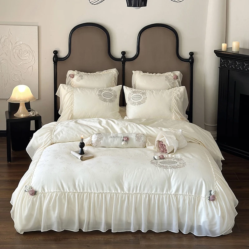 Princess Wedding Bedding Set Luxury Chiffon Lace Embroidery 3D Flowers Duvet Cover Beige Egyptian Cotton Bed Sheet Pillowcases
Princess Wedding Bedding Set Luxury Chiffon Lace Embroidery 3D Flowers Duvet Cover Beige Egyptian Cotton Bed Sheet Pillowcases