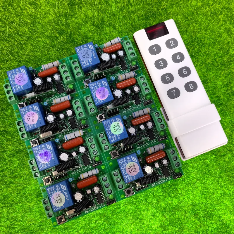 RF Wireless AC 220V Remote Control lighting Switch 1CH 10A relay Receiver Transmitter 315/433 MHZ universal 100m
RF Wireless AC 220V Remote Control lighting Switch 1CH 10A relay Receiver Transmitter 315/433 MHZ universal 100m