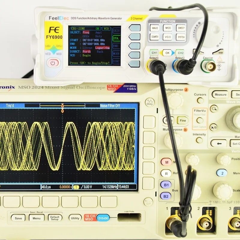 

Feelelec FY6900 0-60MHz Digital Signal Generator Function Arbitrary Waveform DDS Dual-Channel AM FM PM ASK FSK PSK Modulation