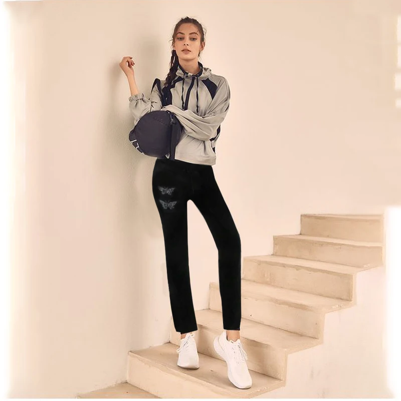 European and American Niche Solid Color Embroidered Elastic Sports Yoga Pants with Tight Waist and Micro Horn Casual Pants
European and American Niche Solid Color Embroidered Elastic Sports Yoga Pants with Tight Waist and Micro Horn Casual Pants