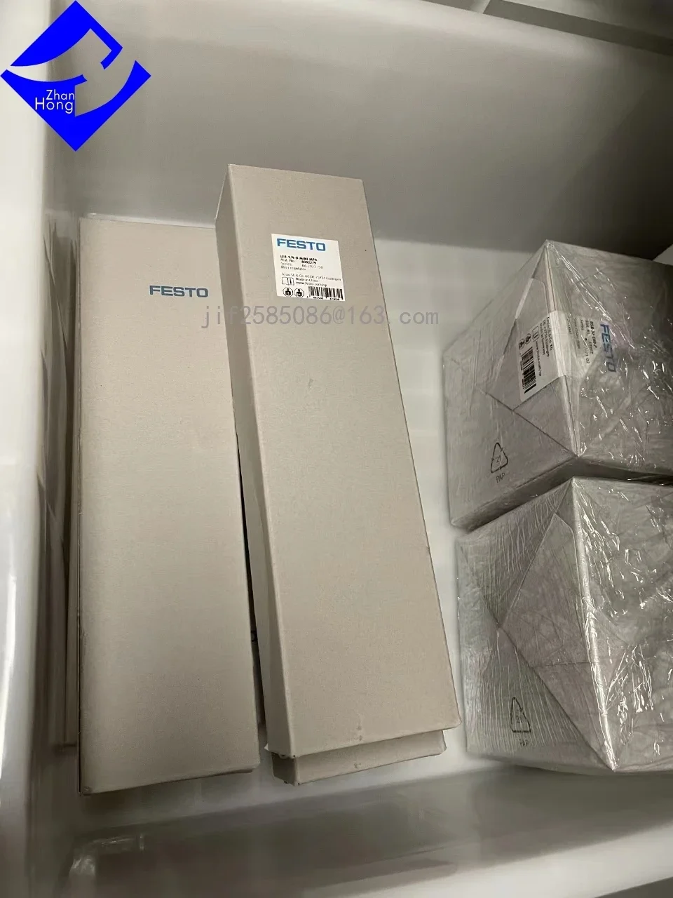 FESTO Genuine Original Stock 8002279 LFR-1/4-D-MINI-MPA Filter Regulator, All Available for Price Inquiry, Real and Reliable
FESTO Genuine Original Stock 8002279 LFR-1/4-D-MINI-MPA Filter Regulator, All Available for Price Inquiry, Real and Reliable
