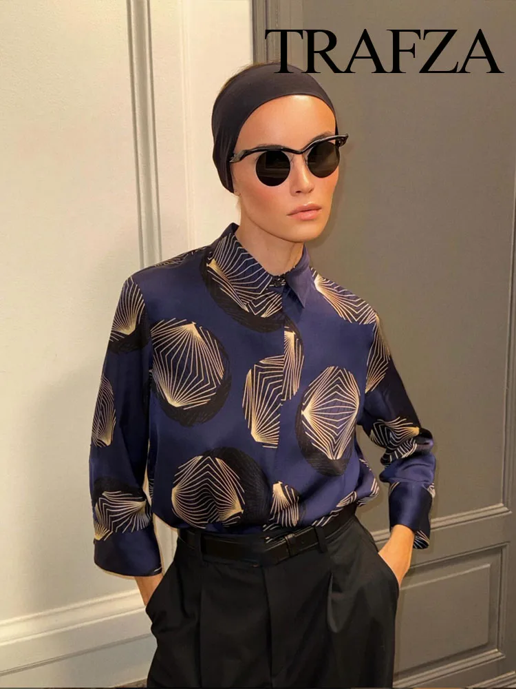 TRAFZA Spring Fashion Women Blouse Navy Blue Print Turn-Down Collar Long Sleeves Single Breasted Female Casual Loose Shirts
TRAFZA Spring Fashion Women Blouse Navy Blue Print Turn-Down Collar Long Sleeves Single Breasted Female Casual Loose Shirts