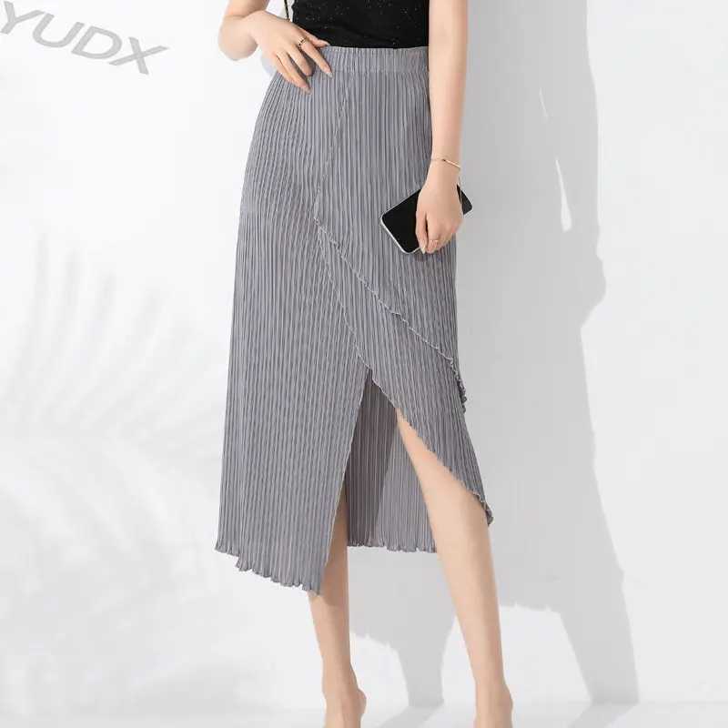 Miyake High Quality Fashion Design Pleated Casual Half Skirt Women 2023 Summer High Waist Front Split Hip Fishtail Half Skirt
Miyake High Quality Fashion Design Pleated Casual Half Skirt Women 2023 Summer High Waist Front Split Hip Fishtail Half Skirt