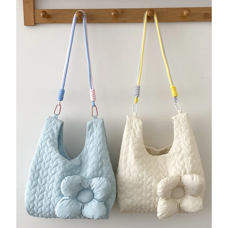 2022 New Winter Space Cotton Bag Women 3D Flower Print Quilted Crossbody Bags For Women Kawaii Japanese Shoulder Bag Girls Bolso
2022 New Winter Space Cotton Bag Women 3D Flower Print Quilted Crossbody Bags For Women Kawaii Japanese Shoulder Bag Girls Bolso