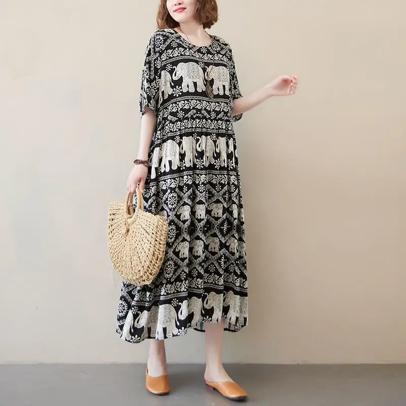 Summer ethnic style cotton and silk printed big swing dress, loose retro casual short-sleeved long dress
Summer ethnic style cotton and silk printed big swing dress, loose retro casual short-sleeved long dress