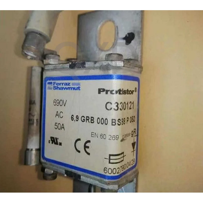Fuses: BS000GB69V50P C330121 / BS000GB69V63P D330122 / BS000GB69V80P E330123 / BS000GB69V100P F330124 / BS000GB69V125P G330125
Fuses: BS000GB69V50P C330121 / BS000GB69V63P D330122 / BS000GB69V80P E330123 / BS000GB69V100P F330124 / BS000GB69V125P G330125