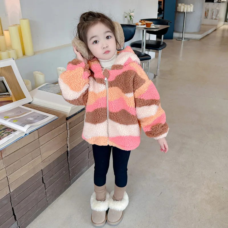 Autumn Winter Children Hooded Jacket Girls Casual Coats Cartoon Kids Clothing Camouflage Color Warm Plush Outdoor Baby Outerwear
Autumn Winter Children Hooded Jacket Girls Casual Coats Cartoon Kids Clothing Camouflage Color Warm Plush Outdoor Baby Outerwear