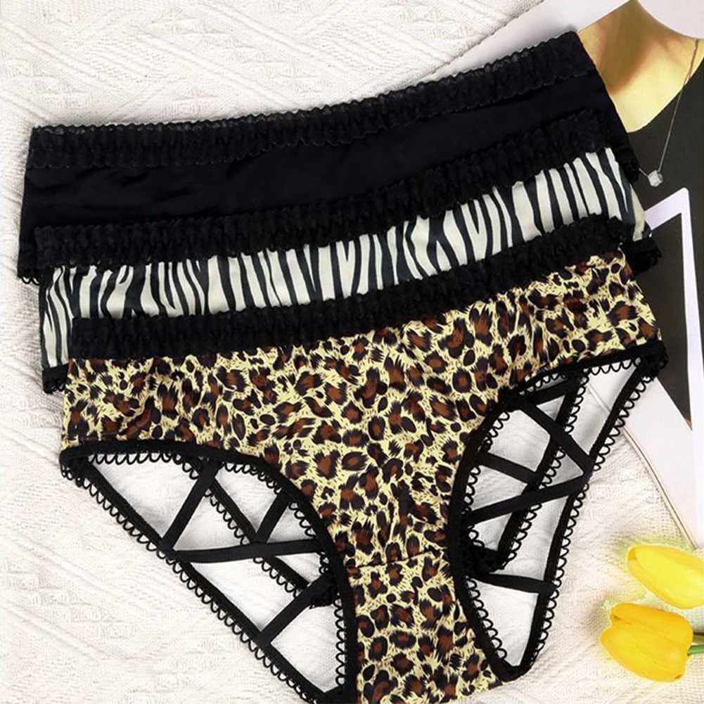 Sexy Women Briefs Zebra Leopard Print Lingerie Lace Hollow Low Waist Underwear Seduction Traceless Panties Erotic Underpants
Sexy Women Briefs Zebra Leopard Print Lingerie Lace Hollow Low Waist Underwear Seduction Traceless Panties Erotic Underpants
