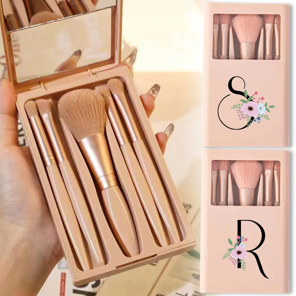 5 Pcs Makeup Brushes Kit Container Box With Mirror Durable Travel Cosmetic Soft Brush Set Box Flower And Black Letter Pattern
5 Pcs Makeup Brushes Kit Container Box With Mirror Durable Travel Cosmetic Soft Brush Set Box Flower And Black Letter Pattern