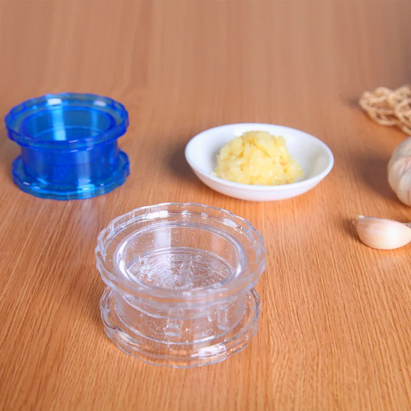 Manual Garlic Crusher Multifunctional Garlic Masher Roll Crusher Chopper Garlic Grater Mini Press Cutter Kitchen Accessories
Manual Garlic Crusher Multifunctional Garlic Masher Roll Crusher Chopper Garlic Grater Mini Press Cutter Kitchen Accessories
