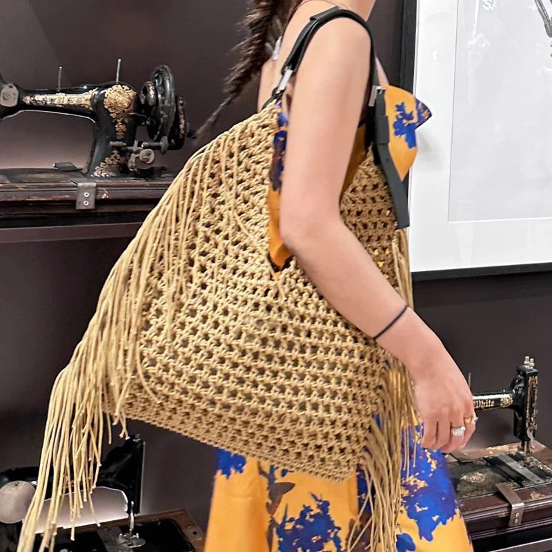 Bohemian Beach Bag For Women Luxury Designer Handbags Purses 2023 New In Nylon Rope To Weave Hollow Out Tassel With Inner Pocket
Bohemian Beach Bag For Women Luxury Designer Handbags Purses 2023 New In Nylon Rope To Weave Hollow Out Tassel With Inner Pocket