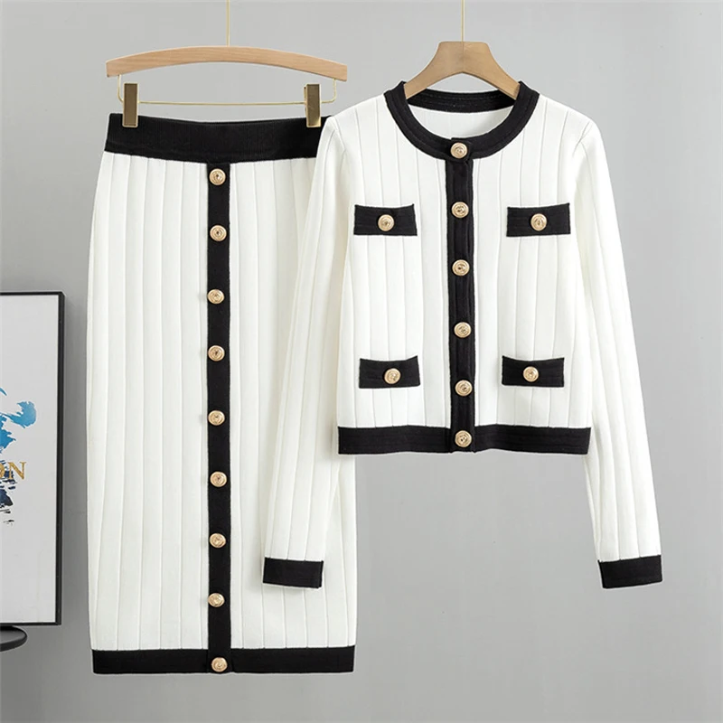 New Arrive Knitted Skirts Suits Women Casual Wear Designer Suits Streetwear Solid Color 2 PCS Set Spring Autumn Wearing Clothes
New Arrive Knitted Skirts Suits Women Casual Wear Designer Suits Streetwear Solid Color 2 PCS Set Spring Autumn Wearing Clothes
