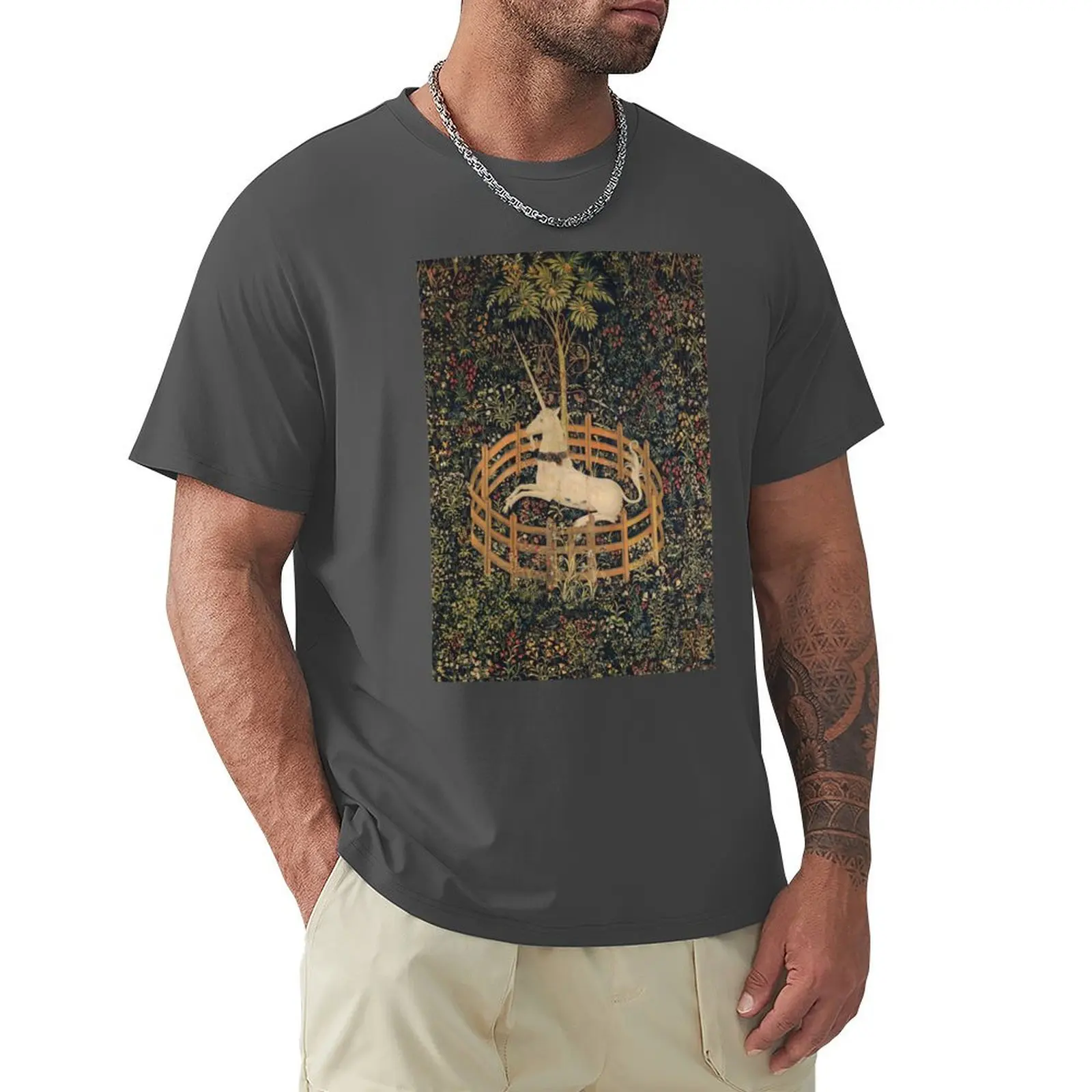 Trapped Unicorn Medieval Tapestry T-Shirt tops heavyweights Short sleeve tee men
Trapped Unicorn Medieval Tapestry T-Shirt tops heavyweights Short sleeve tee men