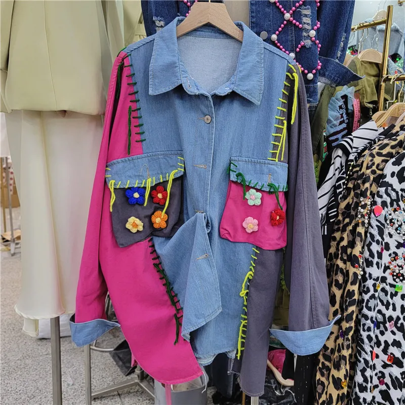 Women's Denim Shirt 2023 New Color Contrast Woolen Three-Dimensional Flower Stitching Loose Medium Length Denim Shirt 
Women's Denim Shirt 2023 New Color Contrast Woolen Three-Dimensional Flower Stitching Loose Medium Length Denim Shirt