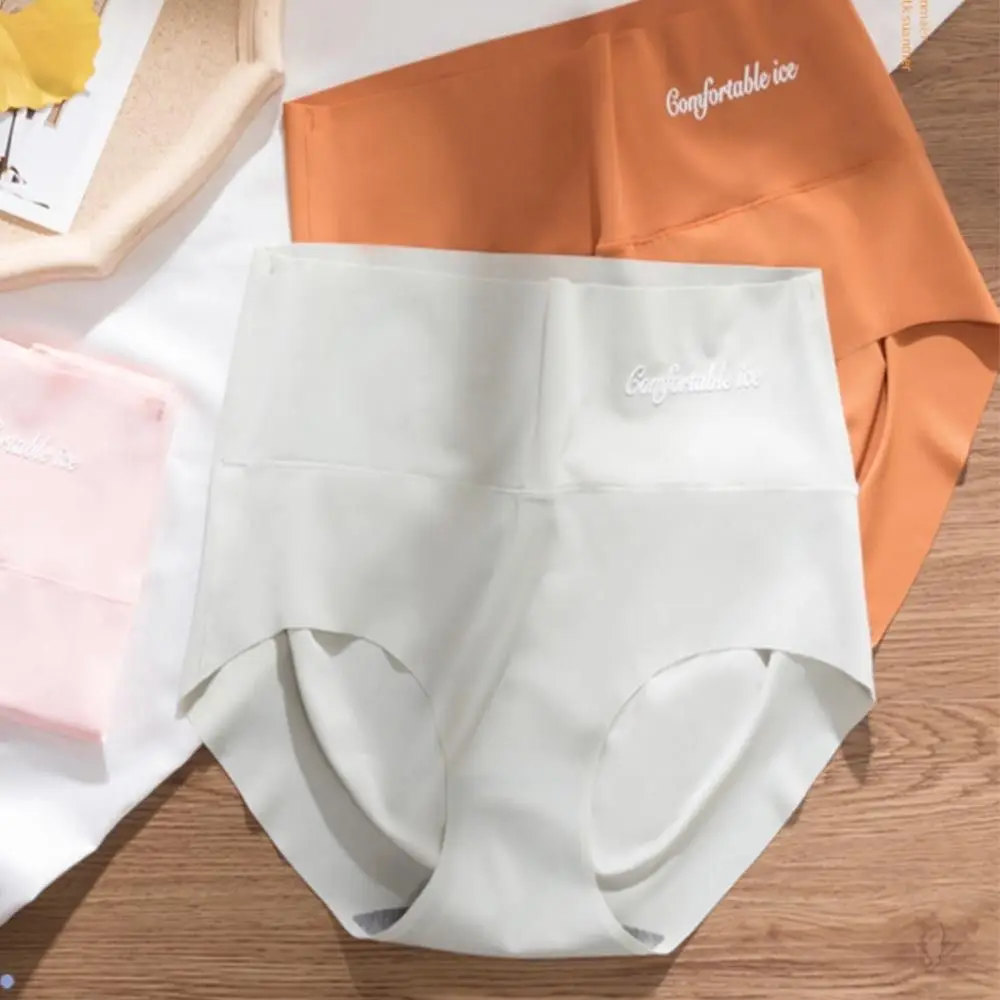 Non-marking Ice Silk Panties Leisure High waist Letter Women Briefs Buttock Lift Seamless Underpants Inner Wear
Non-marking Ice Silk Panties Leisure High waist Letter Women Briefs Buttock Lift Seamless Underpants Inner Wear