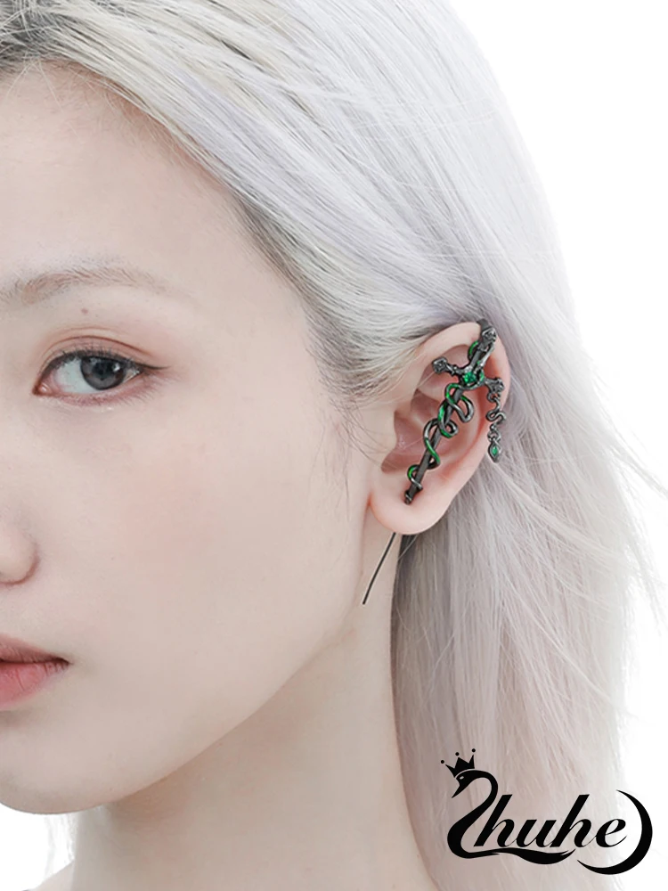 2024 New Cross Snake Ear Needle New Gothic Style Men And Women Copper Alloy Jewelry Party Gift
2024 New Cross Snake Ear Needle New Gothic Style Men And Women Copper Alloy Jewelry Party Gift