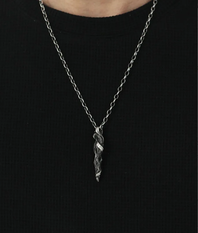 Vintage Driftwood Necklace Silver Color Pendant Long Hip-hop Punk Sweater Chain Banquet Jewelry Accessories
Vintage Driftwood Necklace Silver Color Pendant Long Hip-hop Punk Sweater Chain Banquet Jewelry Accessories