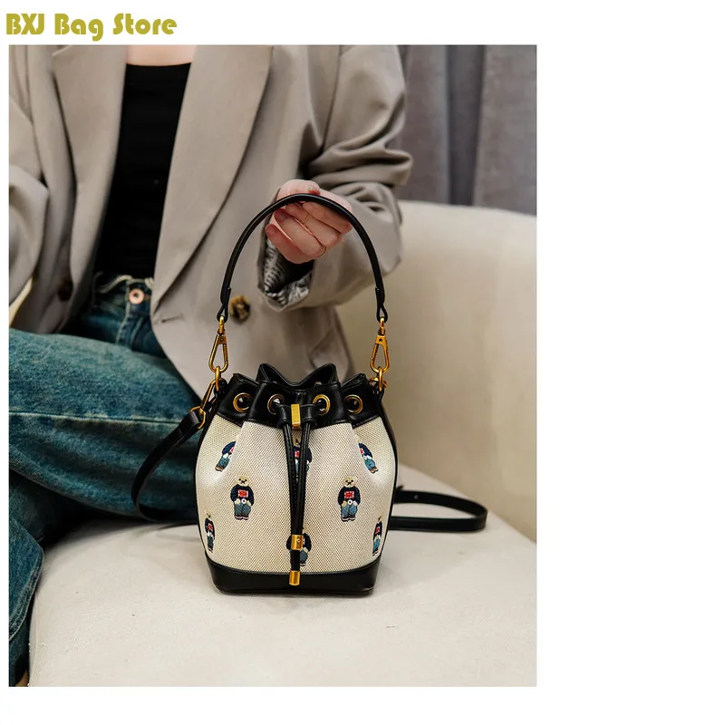 Beibaobao Bucket Women's 2023 New Crossbody Autumn and Winter High Capacity Handheld Shoulder Bag Bolso De Mujer
Beibaobao Bucket Women's 2023 New Crossbody Autumn and Winter High Capacity Handheld Shoulder Bag Bolso De Mujer