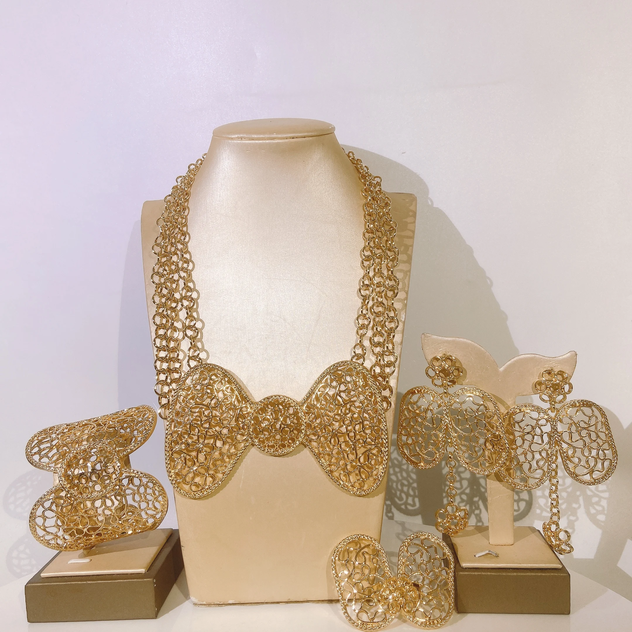 

Fashion Trendy Butterfly Knot Italian Jewelry For Women Necklace Bracelet Earrings Ring Charm Hotsale 4PC Jewellery Set H00543